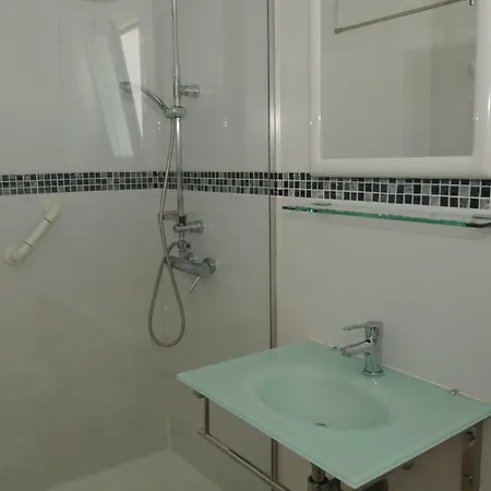 Mini Golf Apartment